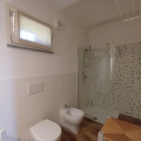 Bed & Breakfast La Ru Montemagno (Piedmont)